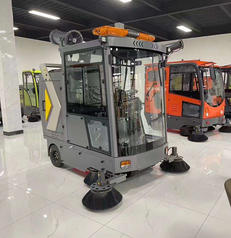 RYQ2200高压冲洗雾泡清扫车